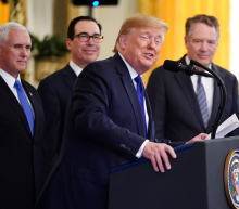 特朗普表示尽管他所在的共和党反对刺激协议的达成，但他是愿意签下这笔庞大的援助法案，该消息促使金价走高