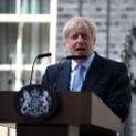 英国首相约翰逊向欧盟致函称，必须取消爱尔兰保障条款，因为它“不可行”“反民主”，该条款被取消，脱欧协议才能在英国议会获得通过；