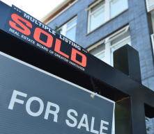 美国联邦全国抵押贷款协会的数据显示，由于消费者对购房前景的悲观态度，房利美的购房情绪指数降至十多年来的最低水平：该指数反映消费者对房地产市场看法...