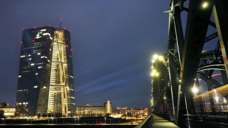 利物浦在伊斯坦布尔逆转AC米兰上演足球史上最震撼的逆转传奇