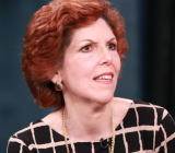 虽然货币政策不能影响经济的长期增长率，但它可以通过使经济恢复物价稳定来发...