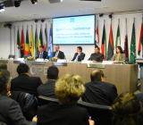 OPEC+部长级会议原定于周末举行，现在已经推迟到11月30日，该会议旨在敲定生产配额，而在当前油价暴跌之际，实际上他们需要做的可能是...