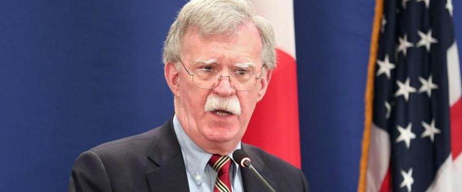 NYMEX美国原油(WTI原油)欧市盘初,油价窄幅震荡。美国API原油库存超预期大降723万桶,是路透调查预测值的两倍多,令油价有所回升。但美国总统特朗普过推特宣布解雇国家安全顾问约翰·博尔顿,令中东地缘局势有所降温,打压油价。逸富行情交易系统显示:北京时间16:36,美国WTI原油10月合约报57.89美元/桶;布伦特原油11月合约报62.88美元/桶。