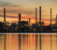 美国总统拜登通过清理美国加州两大港口——洛杉矶港和长滩港货物来拯救圣诞节商品供应的计划似乎未能奏效。在加州两大港口的集装箱船数量仍接近历史...