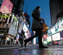 周三公布的最新经济数据降低了美国经济连续两个季度出现收缩的可能性，从而避免了全球许多国家普遍认为的衰退。包括摩根士丹利...