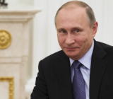 中国社科院俄罗斯东欧中亚研究所研究员姜毅认为，俄罗斯拒绝减产，重要原因之一是希望增加现金流。美国对俄罗斯进行金融制裁，油气行业是重点，俄罗斯希望靠增加产量...