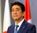 日本政府周四称，日本将设立新冠病毒特别工作组，并对病毒广泛蔓延的高风险发出...