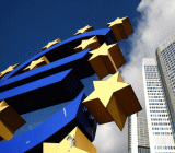 在特朗普决定推迟对欧盟施加汽车关税后，欧盟表示，拒不接受特朗普政府的汽车威胁美国国家安全论，贸易冲突对双方都没有好处。当地时间17日周五，欧盟委员会声明称...