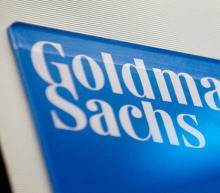 2021年黄金价格累计下跌近4%，表现可谓黯淡。进入2022年，在美联储可能大幅收紧货币政策的前景下，黄金理应更难有所作为。然而，投行巨头高盛却仍未准备放弃唱多黄金...