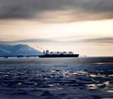 &nbsp;据普氏能源资讯2018年12月7日伦敦报道，由于基辅正寻求提高国内天然气产量来减少对进口的依赖，乌克兰政府周四启动了具有里程碑意义的首次国际招标，对外提供30个...