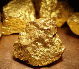 周二欧市盘中，现货黄金早隔夜强劲涨势的基础上进一步攀升，升至逾一个月高位，逼近1240美元水平。在上日尾盘的小幅回撤后，一系列支持的因素帮助贵金属连续第二日...