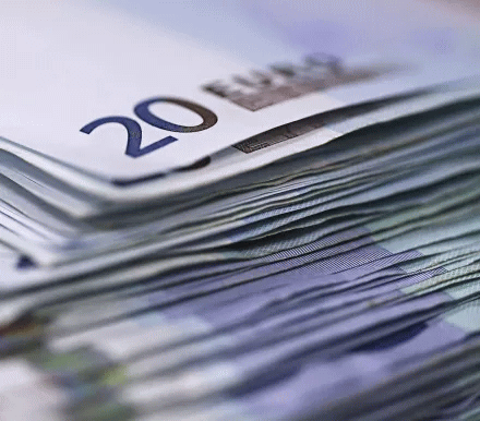 三菱日联：欧洲央行(ECB)迈向紧缩的方向将继续支撑欧元，并充分预计欧元/美元将再度测试1.25阻力位