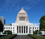 野村证券： 日本央行无法跟上安倍政府处于被动境地
