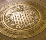 据消息人士称，美国前总统小布什(George W. Bush)的前经济顾问、曾任美联储理事的林赛(Larry Lindsey)正被考虑为美联储副主席人选