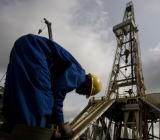 美国制裁伊朗加剧了石油供应中断 的担忧，油价可能维持在75美元/桶以上。但是，油价进一步的涨幅可能受限，因为经济学家和分析师预测，由于全球贸易摩擦...