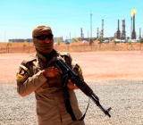 尽管API数据不佳，但随着中美贸易摩擦大为缓和，以及中东局势的再度升级，油价出现了大幅的拉升，美油创两周高点，布伦特则创出了逾三年高点...