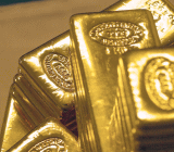 周二欧市盘中，现货黄金早隔夜强劲涨势的基础上进一步攀升，升至逾一个月高位，逼近1240美元水平。在上日尾盘的小幅回撤后，一系列支持的因素帮助贵金属连续第二日...