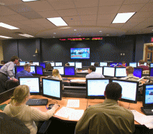 原油交易策略，最新白银交易分析，今日原油走势分析，今日恒指策略