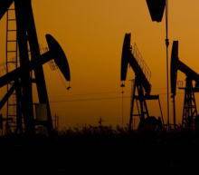 不过美元近期持续下跌可能会对油价构成部分支撑，因为国际原油以美元计价，美元下跌有助于其他货币对于原油的购买力上升...