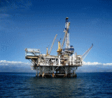 雪佛龙公司2018年的资本和勘探预算将比2017年减少15亿美元，从198亿美元减少到183亿美元