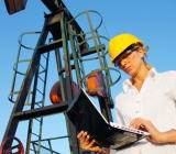 彭博石油策略师朱利安·李（Julian Lee）表示，美国产量的下降是如此之快，以至于美国生产商现在已成为OPEC+减少全球供应最大帮手之一...