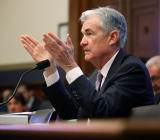 美联储主席鲍威尔的中性立场让华尔街非常失望，众多分析师开始评估鲍威尔到底是否成功有效地与市场进行了沟通。美元指数昨晚的走势很能说明问题，即使之前举办了那么多场“美联储聆听”巡回演讲