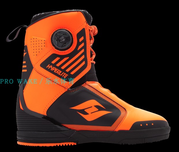 hyperlite wakeboarding kit. Professional water skiing shoes. Tail wave wakeboarding shoes. Wake retainer. SF shipping
