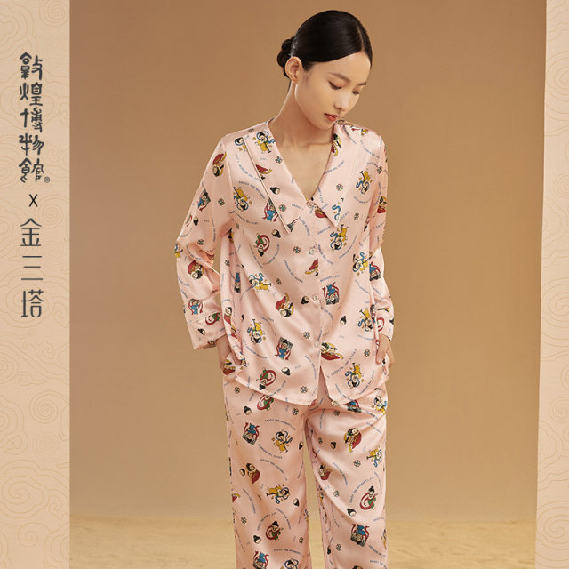 ຜ້າໄຫມ ໜັກ ທອງສາມປ໋ອງ/Dunhuang Joint Lewu Feitian Fashion Printed Cloths and Pants Covers Women's Pajamas and Home Clothes