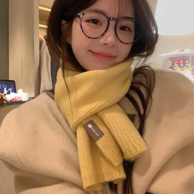 Counter quality new high-end small scarf for women in winter with Korean style atmosphere for students with wool scarf for men