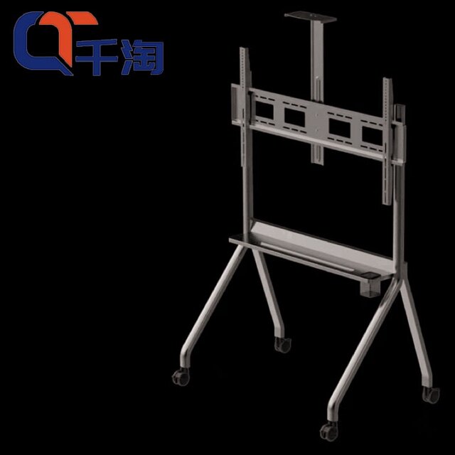 A direct sowing room at a 72-degree right angle.