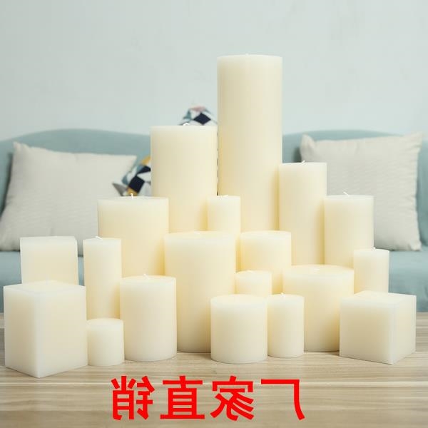 Big White candle classic smoke-free tasteless