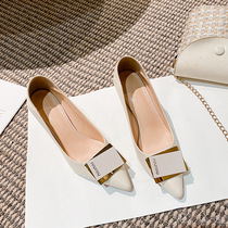 High heels female thin heel tip and soft leather commuter shoes French girl 41 42 43 large yards lady single shoes