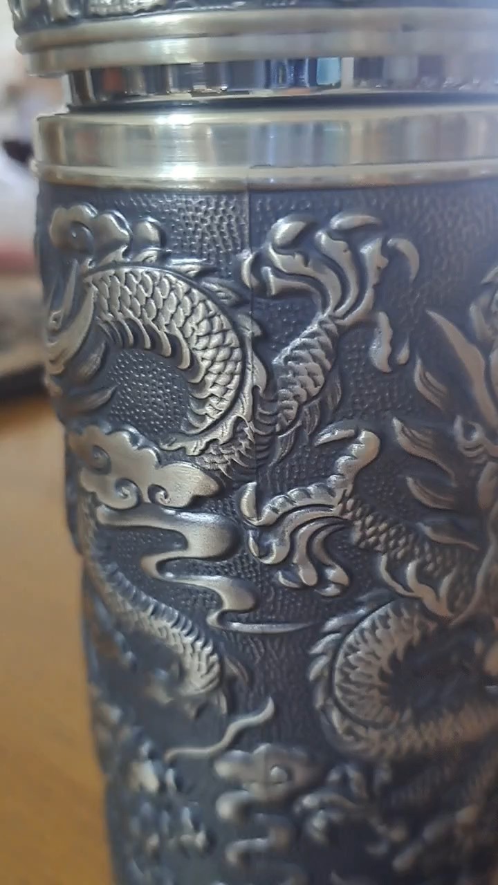 純銀　銀杯　三っ重　桐箱　約207g 純銀高浮雕九龍保溫杯足銀999雪花紋保健杯送禮用百福銀杯大號含銀量160