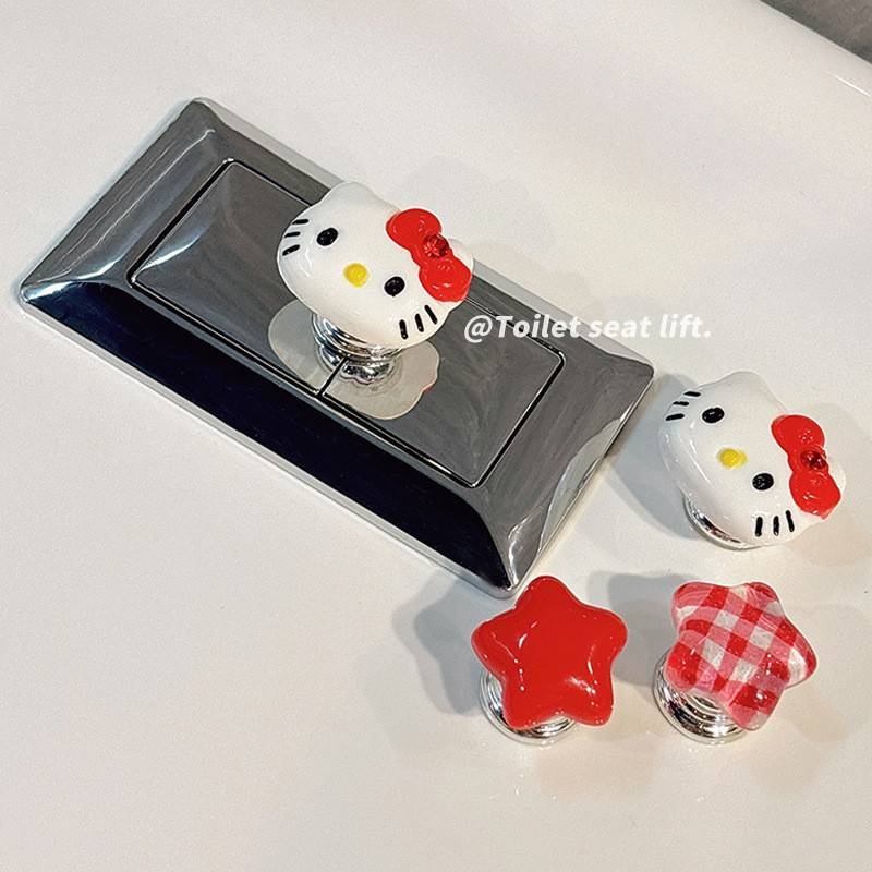 A Cute Toilet Lid Lifter That Keeps Your Hands Clean, a Useful Tool for Girls Who Want to Grow Their Nails Without Getting Them Dirty