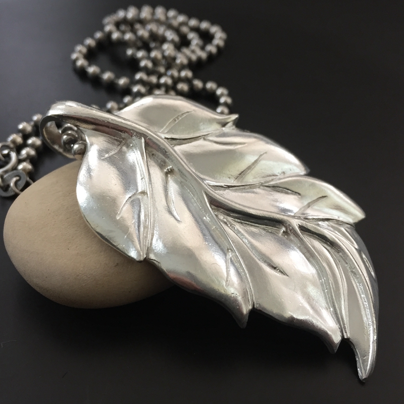 925 sterling silver silver leaf fashion pendant silver carving craft SX76