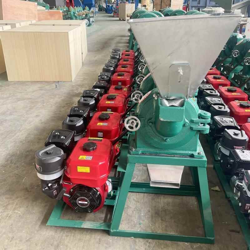 Gasoline multigrain flour grinder dust removal cornmeal potato dry grinder rice husk grinder fennel pepper grinder