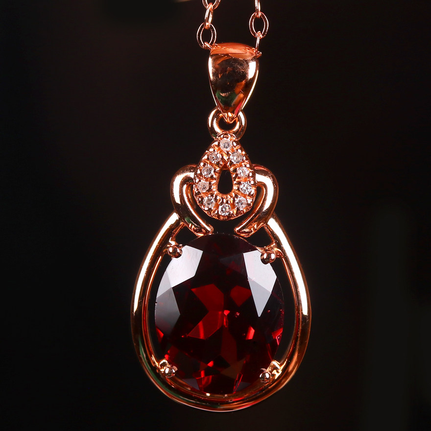 1.66 g Center Stone 2.652ct 18k Gold Diamond Oversized Pigeon Blood Red Brazilian Garnet Pendant