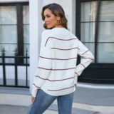 Свитер -полосатый женский трикотатный пуловер. Универсальный свитер