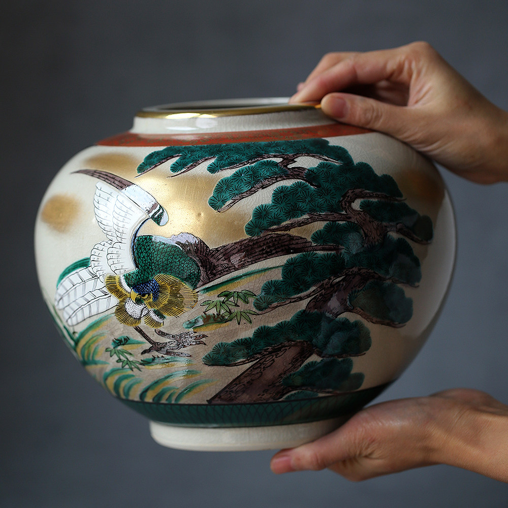 Japan Kutani yaki Matsuen made Painted Nishiki Matsutake Eagle Flower into the mailbox paid in a case box