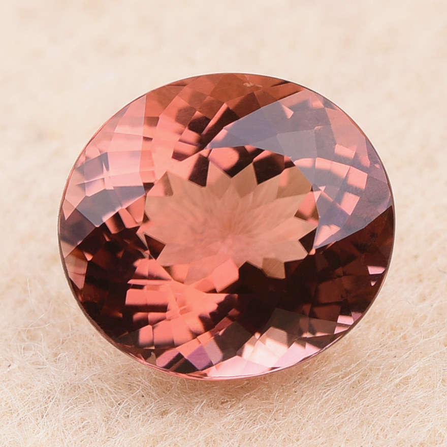4 04 carat natural red tourmaline ring face, high-quality cut, good fire, can be set on behalf of