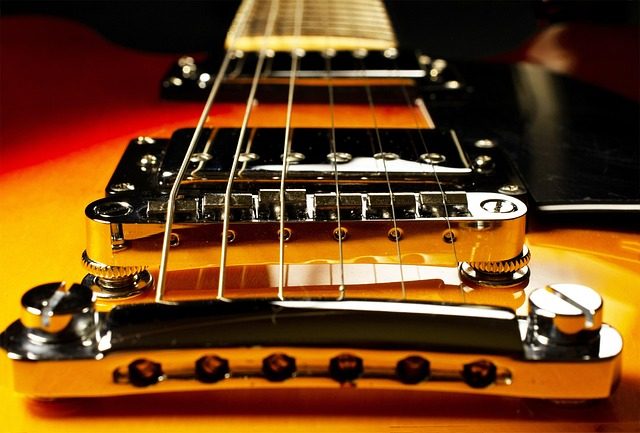 can you use a guitar amp for a bass