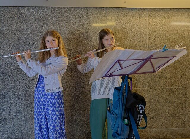 is the flute a woodwind instrument