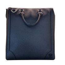 (99 new) LV Louis Vuitton new cross pattern vertical mens briefcase handbag mens bag counter