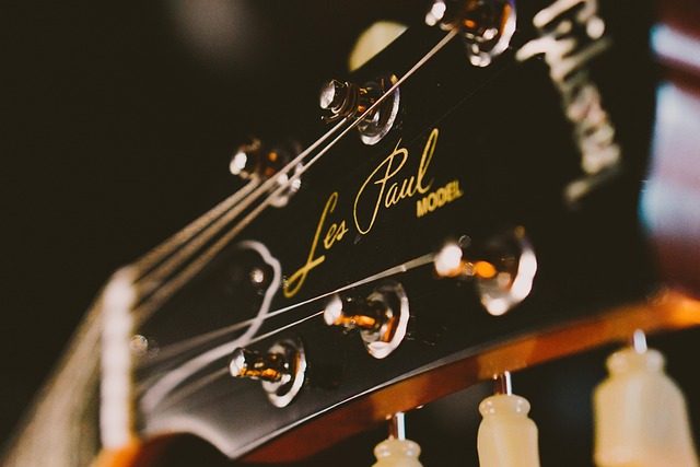 how long do guitar strings last