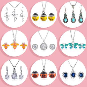 Fashionable and popular jewelry set, elegant diamond-encrusted zircon necklace, earrings, ring combination, bridal banquet jewelry