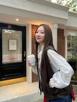 Now H 2023 new autumn style th*Bar*net loose and slim V-neck sleeveless leather vest in Dongdaemun South Korea