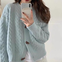 Japanese soft waxy wool twist knitted cardigan 2020 autumn and winter retro loose outer sweater horn button jacket