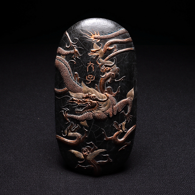 Jiuziolong 5 years Chen Ink Old Things Collection Type 850 gr large block Non-genetic ancient method Handcrafted fine pine smoke emblems