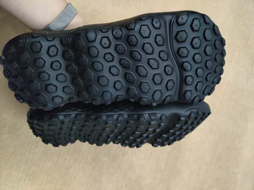 Колумбийские тапочки Размер 41, без коробки, один размер больше, чем обычный размер