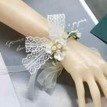 Wrist flower bridesmaid sister group hand flower high-end and beautiful bride super fairy fresh white flower forest style bracelet
